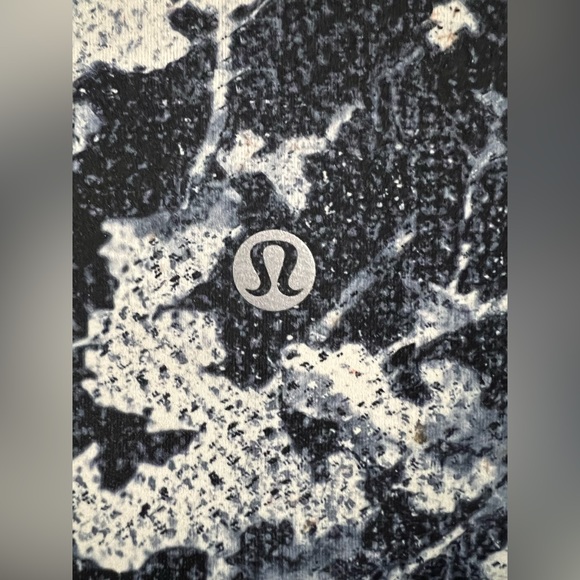 Lululemon Leggings Spring Bloom Size 10 - Picture 4 of 14